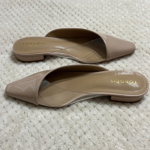 NIB Torgies Nude Flats - Picture 5 of 6